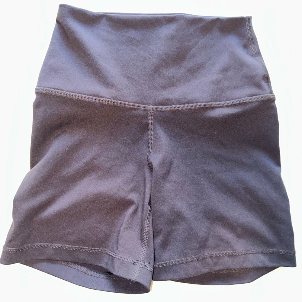 Yogalicious Lux Everyday 5” Short Brown Size XS